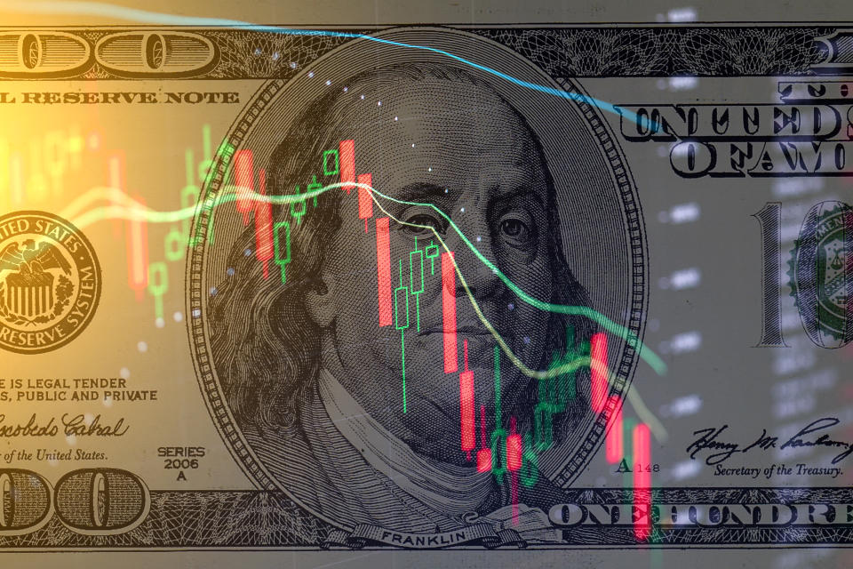 El dólar estadounidense se encamina a su peor mes en un año. Foto: Getty Image. 