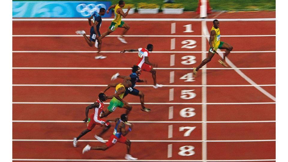 8. Usain Bolt domina el sprint masculino en Pekín (2008)