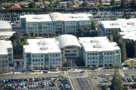 FILE PHOTO - Apple's headquarters is seen in this aerial photo in Cupertino, California, U.S. on January 13, 2017. REUTERS/Noah Berger/File Photo