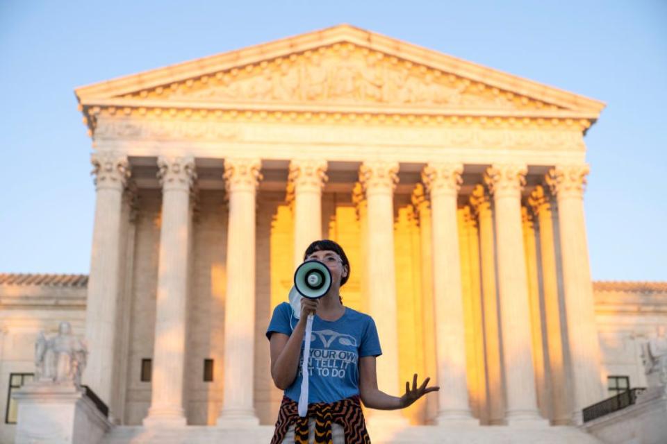 protest held outside supreme court against texas abortion law