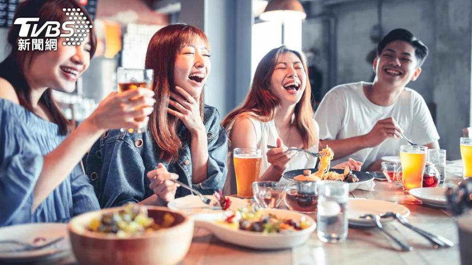 不少人喜愛吃美食。（示意圖，非當事人／shutterstock達志影像）