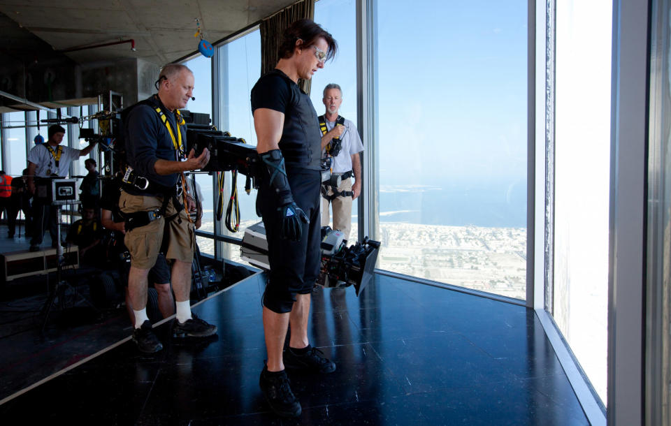 Cruise prepares to scale the Burj Khalifa in this behind the scenes snapshot from Mission: Impossible - Ghost Protocol (Photo: Paramount Pictures/Courtesy Everett Collection)