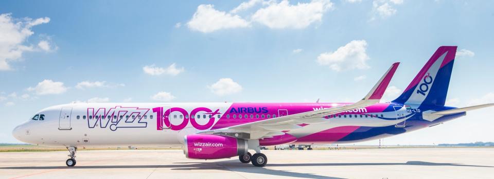 Wizz Air exclusively uses Airbus vessels, the average age of which in their fleet is only 4.2 years