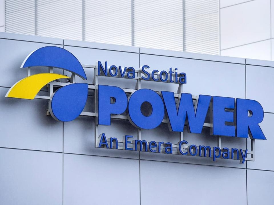 A Nova Scotia Power technician died Friday in Upper Sackville when he came into contact with an energized line. (The Canadian Press - image credit)