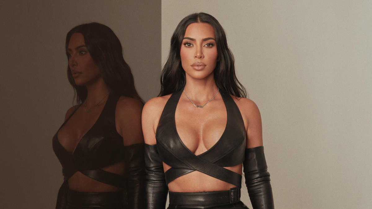 Kim Kardashian Breaks Down Over Kanye West in 'The Kardashians' Teaser –  Billboard