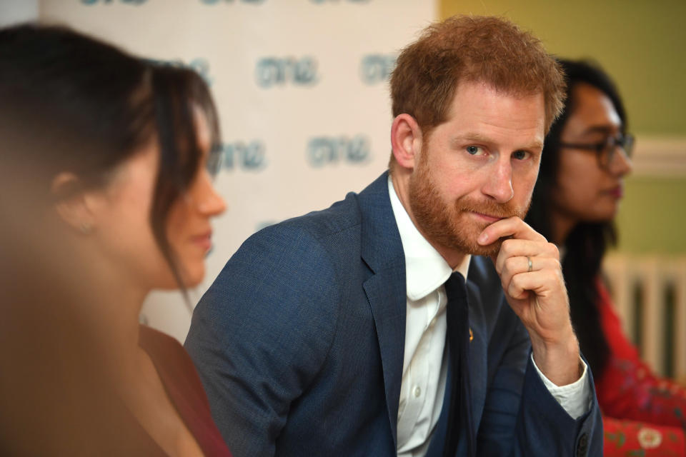 WINDSOR, UNITED KINGDOM - OCTOBER 25:  Meghan, Duchess of Sussex and Prince Harry, Duke of Sussex attend a roundtable discussion on gender equality with The Queens Commonwealth Trust (QCT) and One Young World at Windsor Castle on October 25, 2019 in Windsor, England. (Photo by Jeremy Selwyn - WPA Pool/Getty Images)