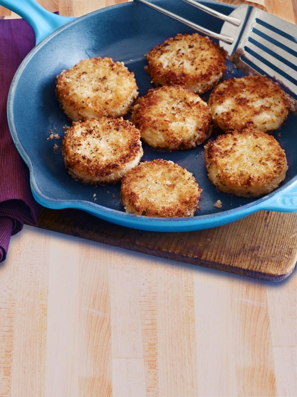 crispy rosemary potato cakes