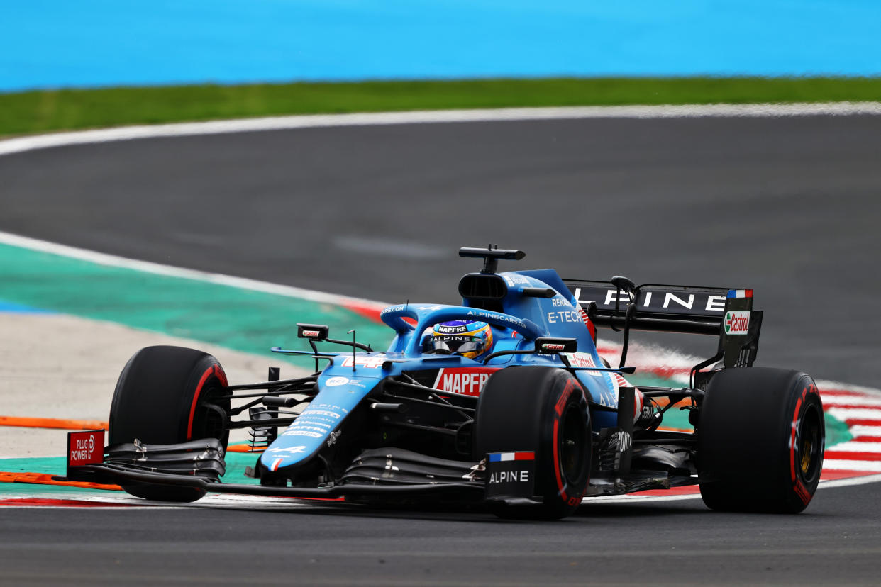 ISTANBUL, TURKEY - OCTOBER 09: Fernando Alonso of Spain driving the (14) Alpine A521 Renault during qualifying ahead of the F1 Grand Prix of Turkey at Intercity Istanbul Park on October 09, 2021 in Istanbul, Turkey. (Photo by Bryn Lennon/Getty Images)