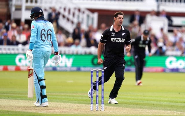 Colin de Grandhomme, right, dismissed Joe Root in the 2019 World Cup final (John Walton/PA)