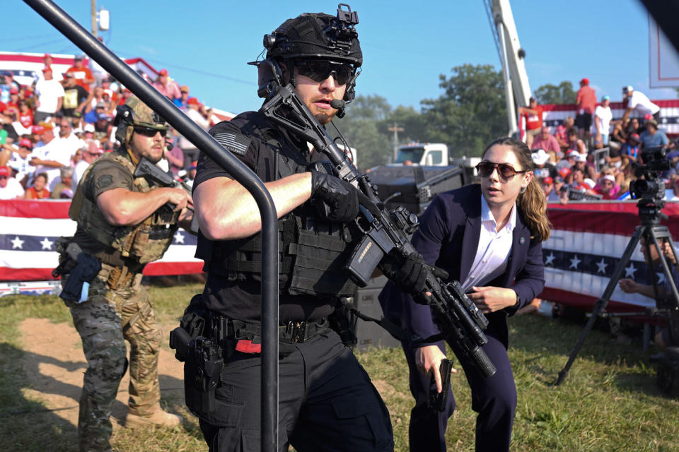 Trump thanked Secret Service agents for their quick response.  (Evan Vucci/AP)