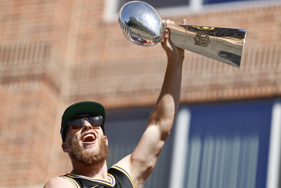 LA Super Bowl Parade