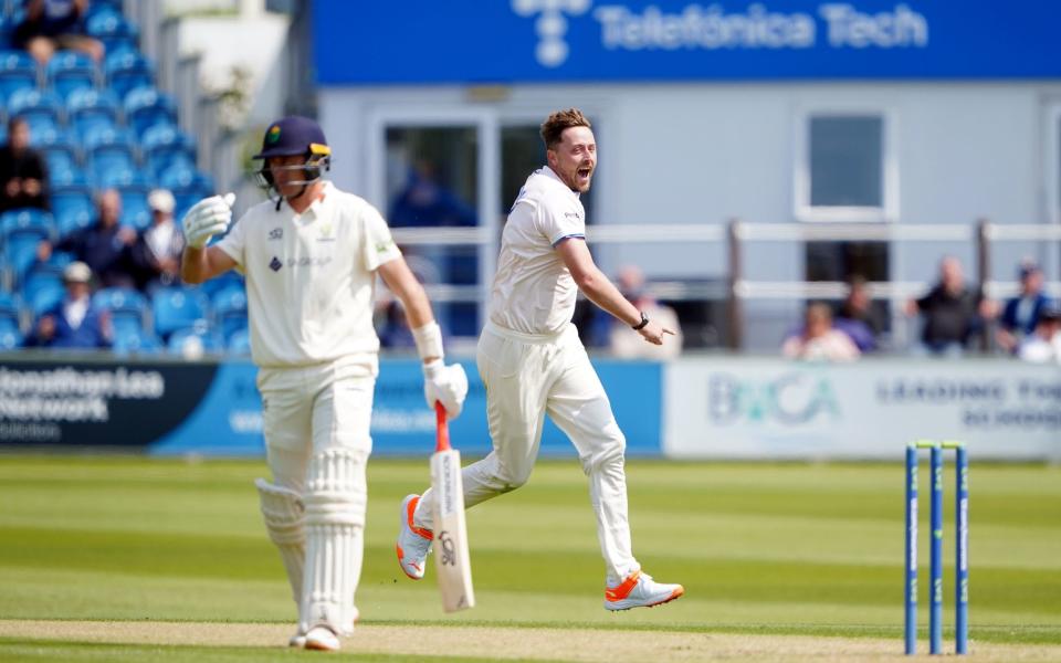 Ollie Robinson -Watch: Ollie Robinson strikes Ashes blow by dismissing Marnus Labuschagne with first ball - PA/Zac Goodwin