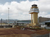 Un aeropuerto español se cuela en el ranking de los 10 mejores del mundo, el de Tenerife Norte, al que el informe le da una puntuación de 8,26 y destaca la calidad de su servicio. Situado en el municipio de San Cristóbal de La Laguna, es el quinto mayor aeródromo de Canarias con más de 4 millones de pasajeros al año. (Foto: <a href="http://commons.wikimedia.org/wiki/File:Norda_flughaveno_de_Tenerifo,_turo,_2.jpeg" rel="nofollow noopener" target="_blank" data-ylk="slk:Wikimedia Commons;elm:context_link;itc:0;sec:content-canvas" class="link ">Wikimedia Commons</a> / Aisano / <a href="http://creativecommons.org/licenses/by-sa/3.0/deed.en" rel="nofollow noopener" target="_blank" data-ylk="slk:CC BY-SA 3.0;elm:context_link;itc:0;sec:content-canvas" class="link ">CC BY-SA 3.0</a>).