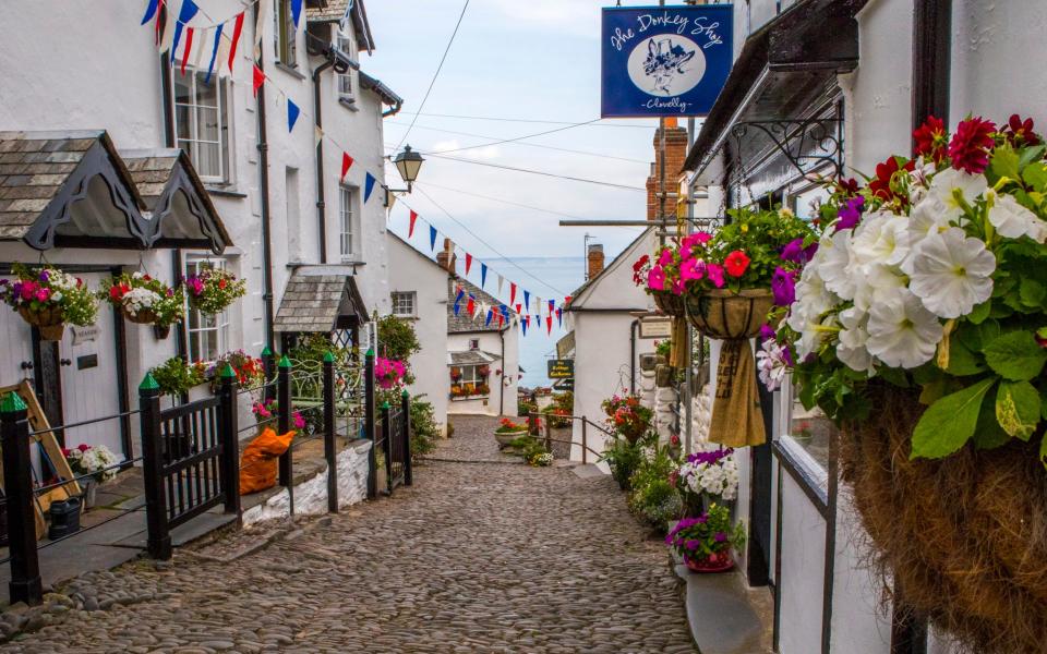 clovelly