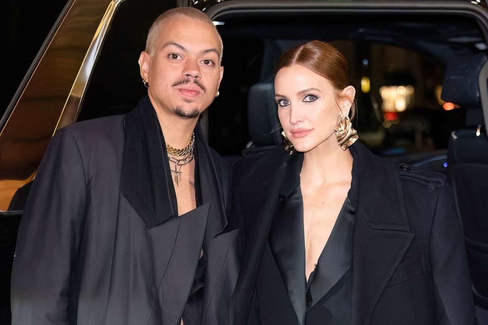 <p>Gilbert Carrasquillo/GC Images</p> Evan Ross (left) and Ashlee Simpson