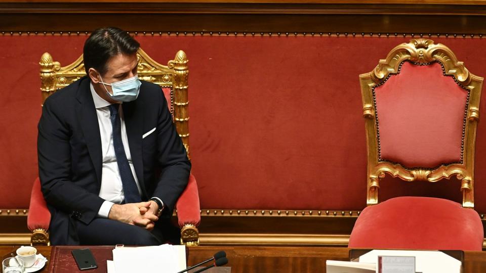 Italiens Ministerpräsident Giuseppe Conte gewinnt das Vertrauen. Nun führt er eine Minderheitsregierung.