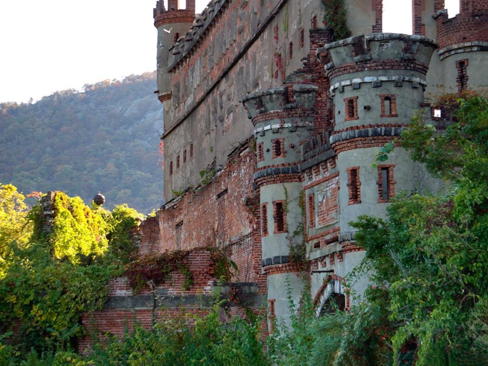 Bannerman's Castle ruins