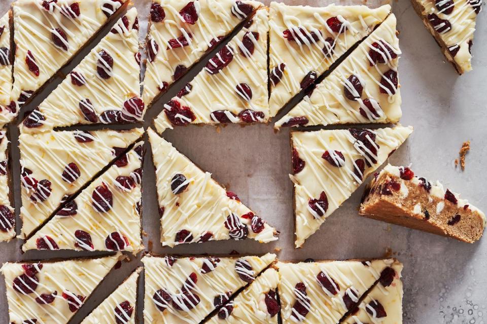 These Christmas Bar Cookies Don't Cut Any Corners