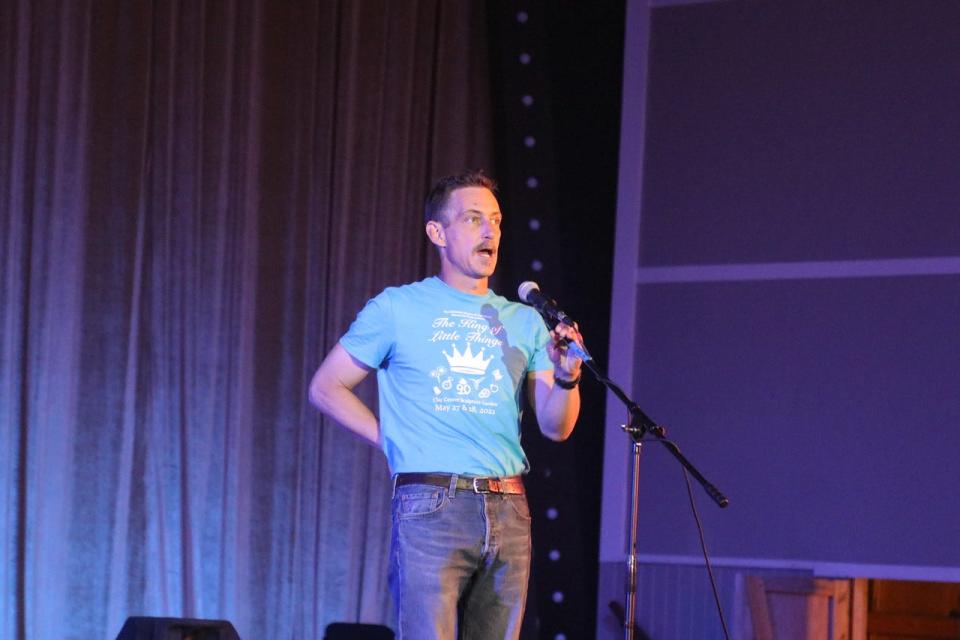 Storyteller Bil Lepp performing at the Flatwater Tales Storytelling Festival, held June 3-4, 2022 at the Historic Grove Theater in Oak Ridge.