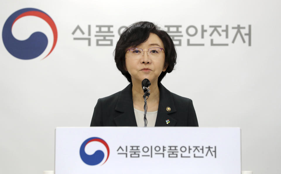 South Korean Minister of Food and Drug Safety Oh Yu-Kyoung speaks during a briefing at the ministry of Food and Drug Safety in Cheongju, South Korea, Wednesday, June 29, 2022. Health officials in South Korea on Wednesday approved the country's first domestically developed COVID-19 vaccine for people 18 years or older, adding another public health tool in the fight against a prolonged pandemic. (Chun Kyung-hwan/Yonhap via AP)