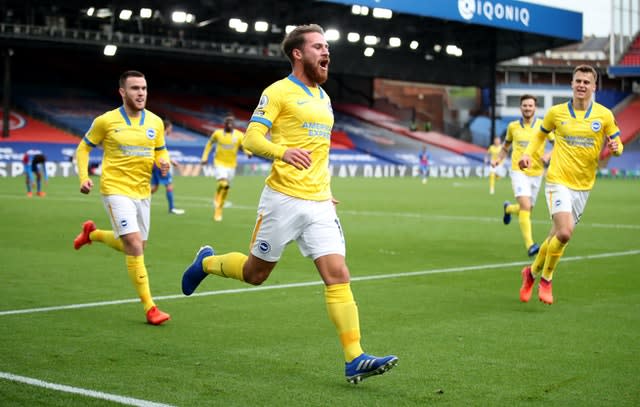 Brighton’s Alexis Mac Allister (centre) celebrates his late equaliser