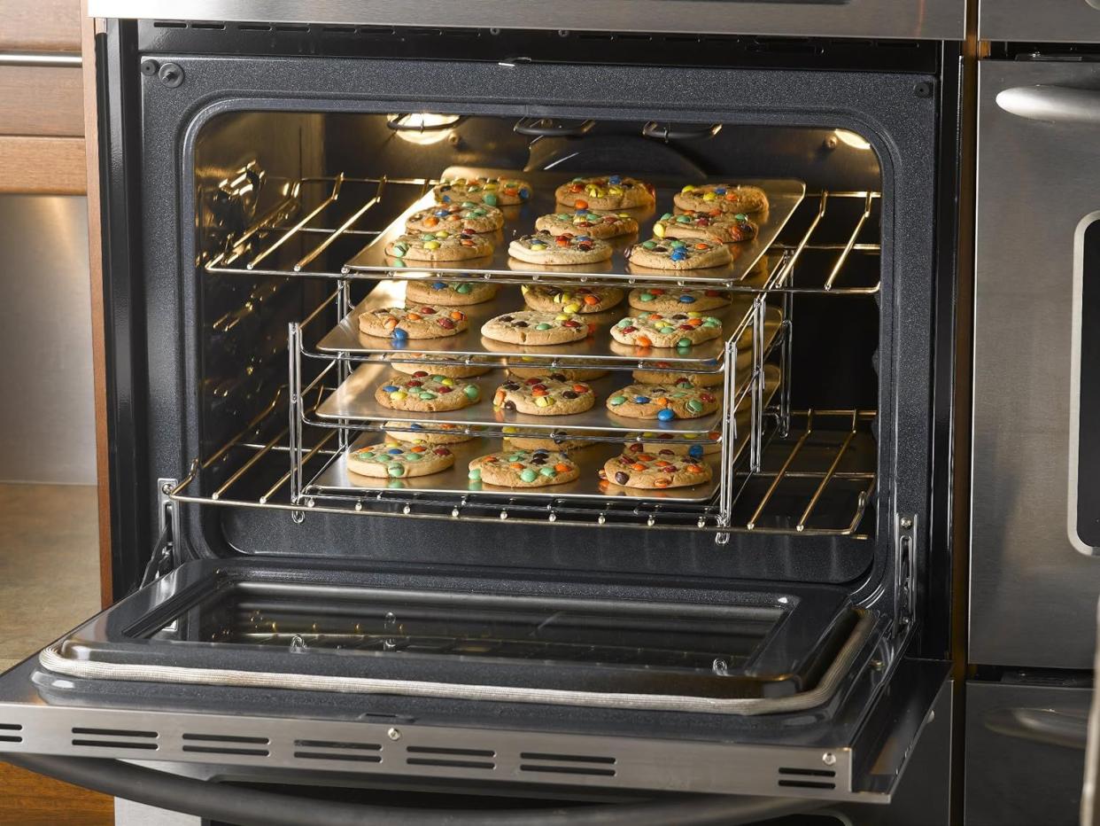 betty crocker three-tier baking cooling oven rack