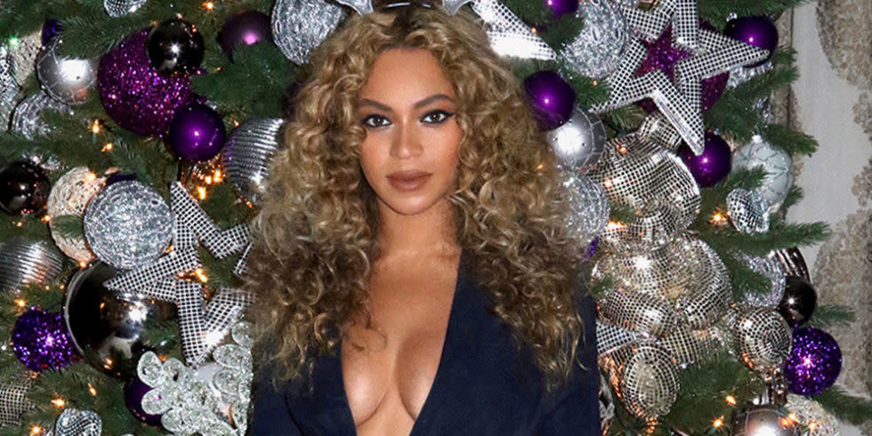 Beyonce’s Christmas tree obviously ~sleighs~ and we can’t get enough