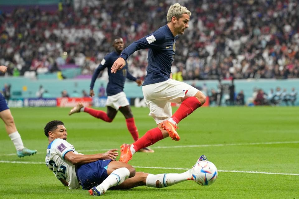 Antoine Griezmann (right) has been reinvigorated amid a positional reinvention (Copyright 2022 The Associated Press. All rights reserved)