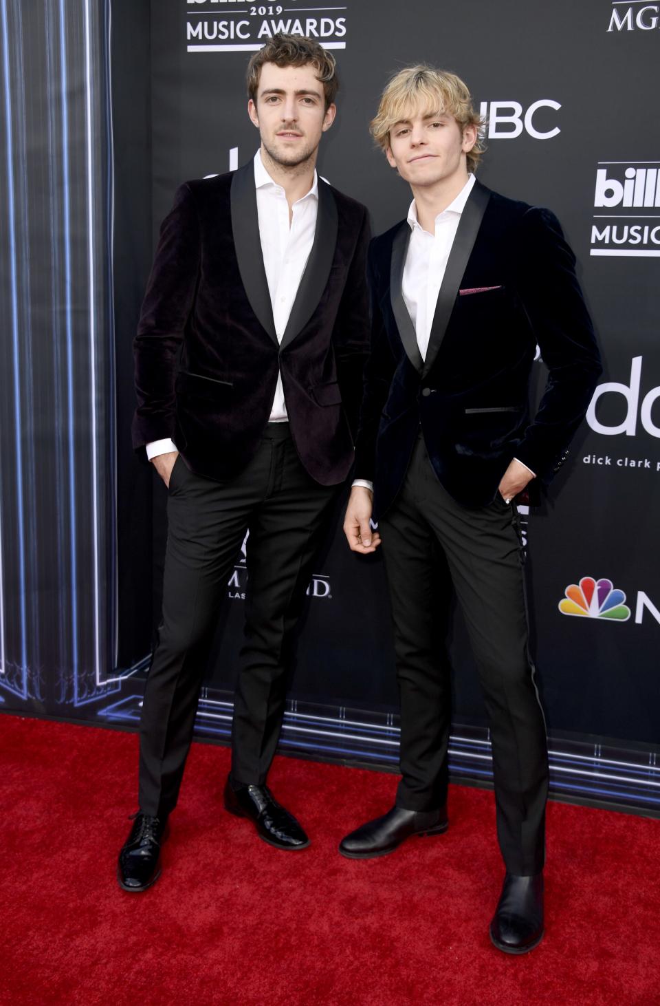 <h1 class="title">Rocky Lynch and Ross Lynch</h1><cite class="credit">Frazer Harrison</cite>
