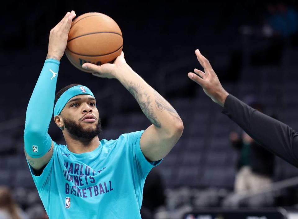 Charlotte Hornets forward Miles Bridges warms up during a pregame workout at Spectrum Center in Charlotte, NC on Friday, November 17, 2023. Bridges is expected to see action against the Milwaukee Bucks after having served a NBA suspension.