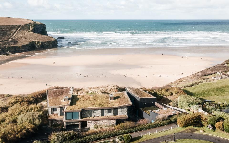 Talisman is a showstopping architectural beach house