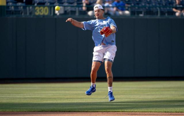 WATCH: Patrick Mahomes makes crazy defensive play, hits home run at Kansas  City Royals celebrity softball game 