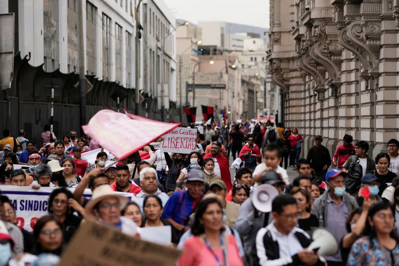 Protest demanding dissolution of Congress and to hold democratic elections in Lima