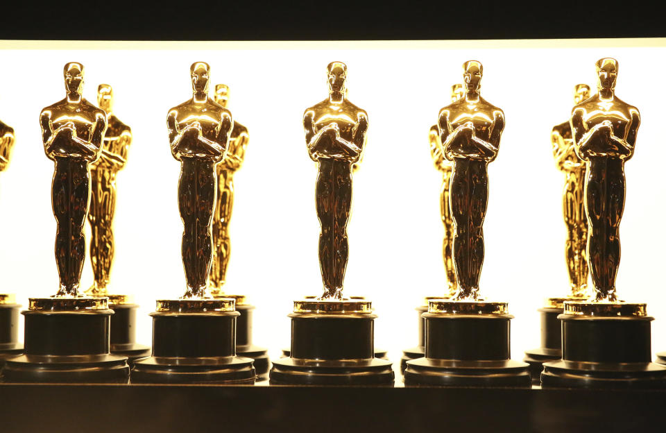 ARCHIVO - Estatuillas de los Oscar tras bambalinas en los Oscar en Los Angeles el 26 de febrero de 2017. Las nominaciones a los Oscars 2024 fueron dadas a conocer el martes 23 de enero. (Foto Matt Sayles/Invision/AP, archivo)