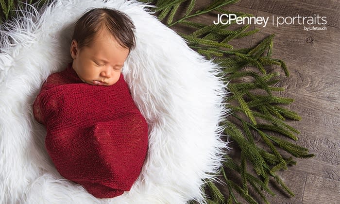 <b>Photo: JCPenney Portraits by Lifetouch/<a href="https://redirect.hoodline.com/http-tracking-groupo3384ee56335abca7d689?utm_source=all-feed&utm_medium=rss&utm_campaign=stories&pd00=6ea7fc00-e0e1-4de9-b349-5bafb2c3e1e5&pd01=81024472-a80c-4266-a0e5-a3bf8775daa7&pd02=pl&pd99=581ccd82-0ed5-47e8-b47d-5b5c8068a8c3" rel="nofollow noopener" target="_blank" data-ylk="slk:Groupon;elm:context_link;itc:0;sec:content-canvas" class="link ">Groupon</a></b>