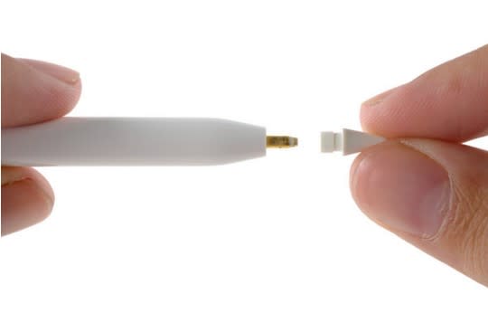 Apple Pencil 內有乾坤！拆解專家: 第一次見這麼精密的東西