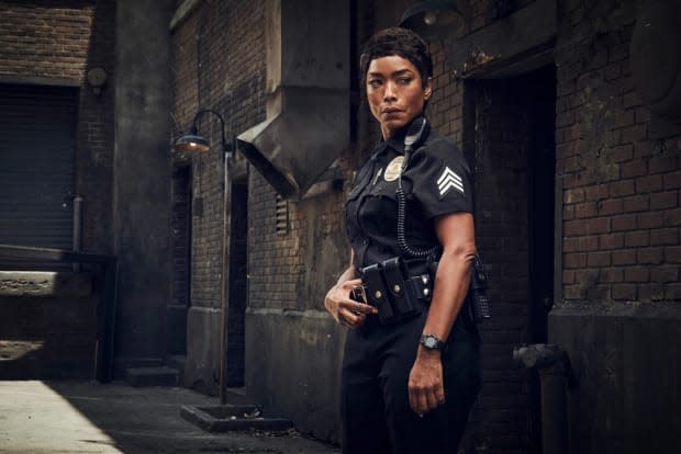 Angela Bassett in "<a href="https://parade.com/tv/9-1-1-season-6" rel="nofollow noopener" target="_blank" data-ylk="slk:9-1-1;elm:context_link;itc:0;sec:content-canvas" class="link ">9-1-1</a>"<p>FOX</p>