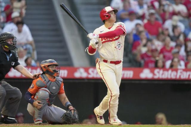 Shohei Ohtani homers in 9th inning, Angels win in 10th on Astros error