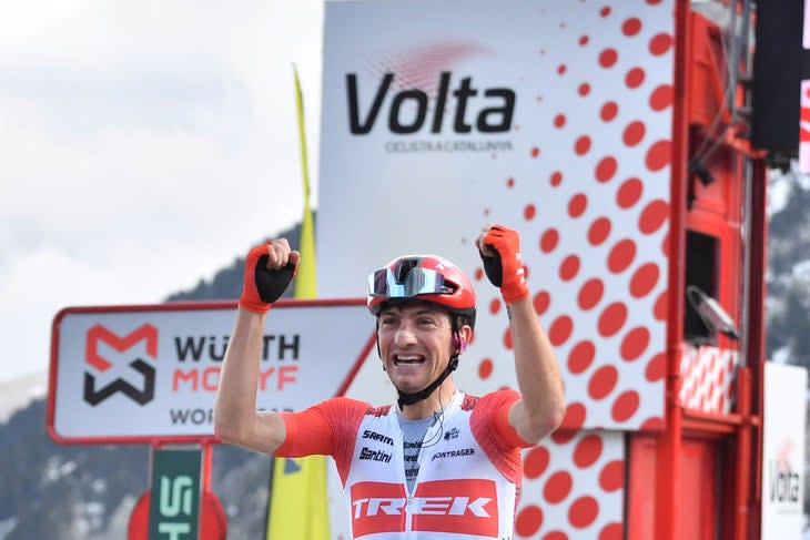 <span class="article__caption">Ciccone celebrates victory in stage 2 at the Volta a Catalunya.</span> (Photo: PAU BARRENA/AFP via Getty Images)