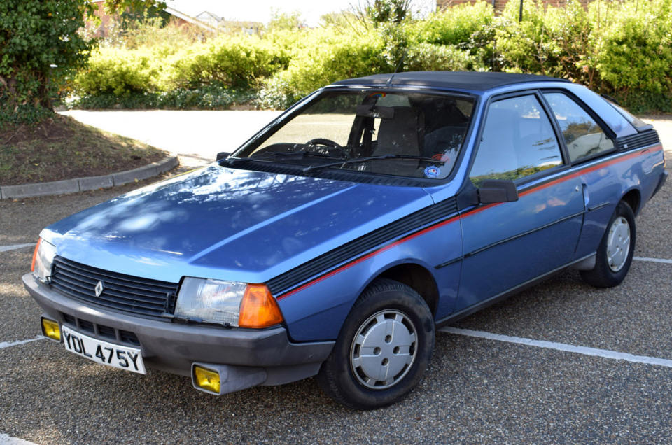 <p>Renault called it ‘Le Plip’, and it meant that the Fuego became the <strong>first production car to feature remote central locking</strong>. ‘Dashing to your new Fuego on a rainy day, you press a button on the tiny gadget attached to your keyring. Instantly, there’s a reassuring click as both doors unlock,’ said the advert. Different times.</p>