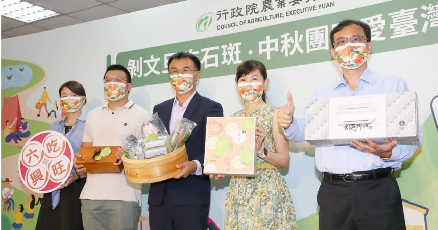 政府為了搶救台灣石斑魚市場，紛紛舉辦各樣推廣活動。（圖／報系資料照）