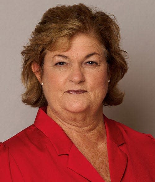 North Port resident Mary Flynn O’Neill filed to run for At-Large Seat 3 on the Sarasota County Public Hospital Board.