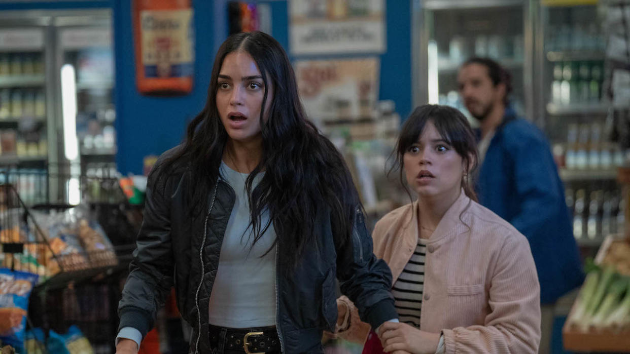  Melissa Barrera and Jenna Ortega during Scream VI's bodega sequence. 