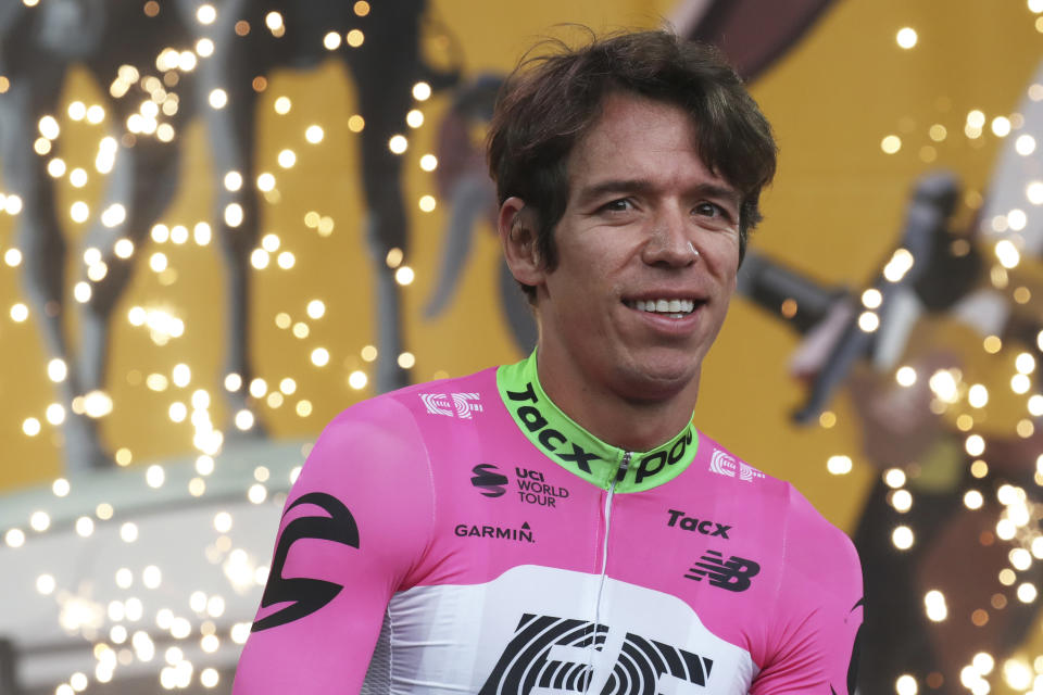 Rigoberto Urán, durante la presentación de su equipo en el Tour de Francia en La Roche-sur-Yon, Vendee. / AP Photo/Christophe Ena