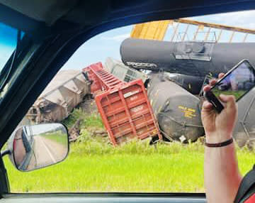 Approximately 27 cars derailed, some of which were carrying flammable Liquid NOS. (Lancaster Fire Dept. )