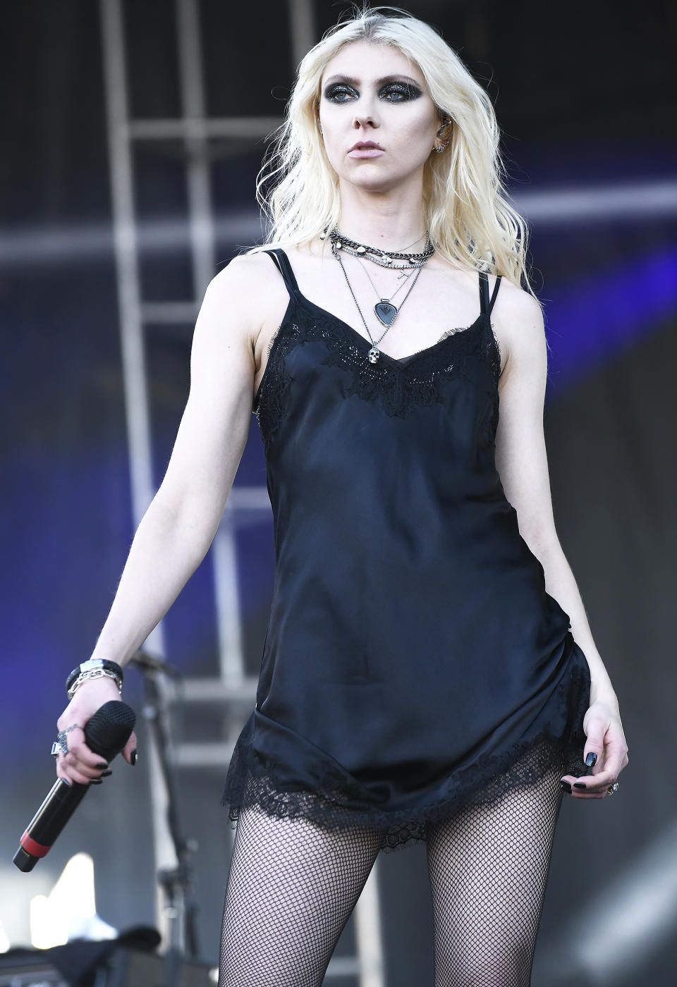 Taylor Momsen (Tim Mosenfelder / WireImage)