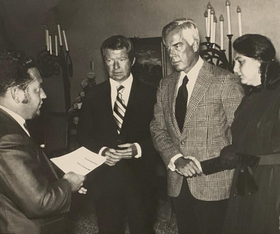 Jim Mahoney (left) was a witness for the wedding of actor Lee Marvin (center) and his wife, Pam, who he married after a famous "palimony" trial with Michelle Triola Marvin.