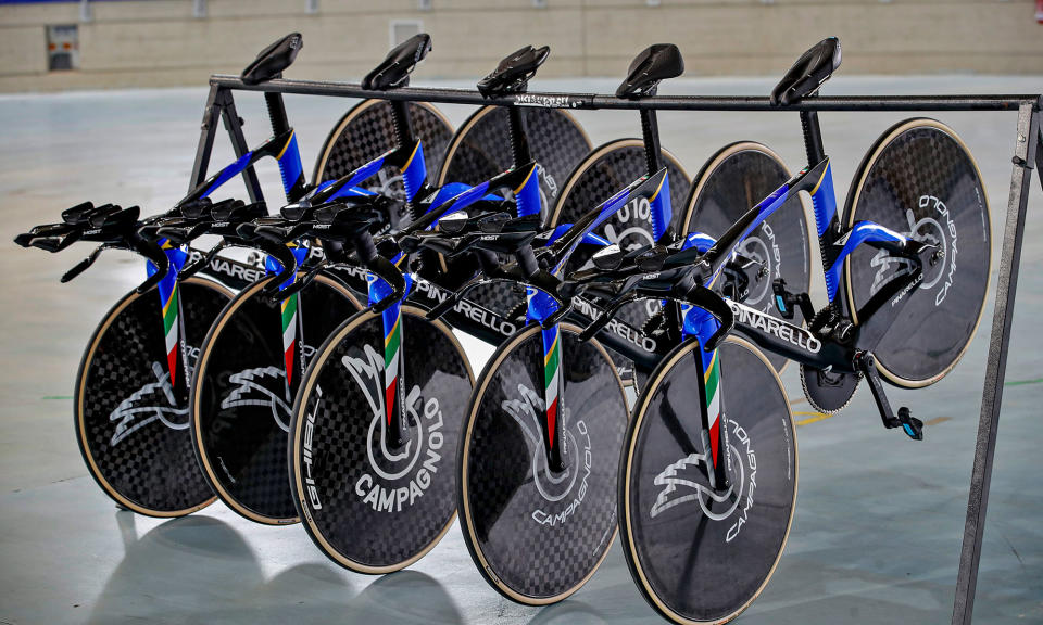 Pinarello Bolide F HR track bikes in carbon or 3d-printed alloy for Paris 2024 Olympics