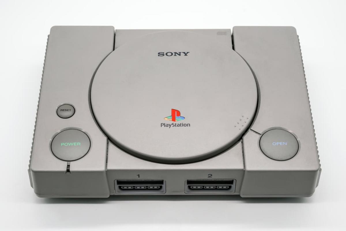 25 años de la PlayStation: cuáles fueron los videojuegos más exitosos de la  popular consola de Sony