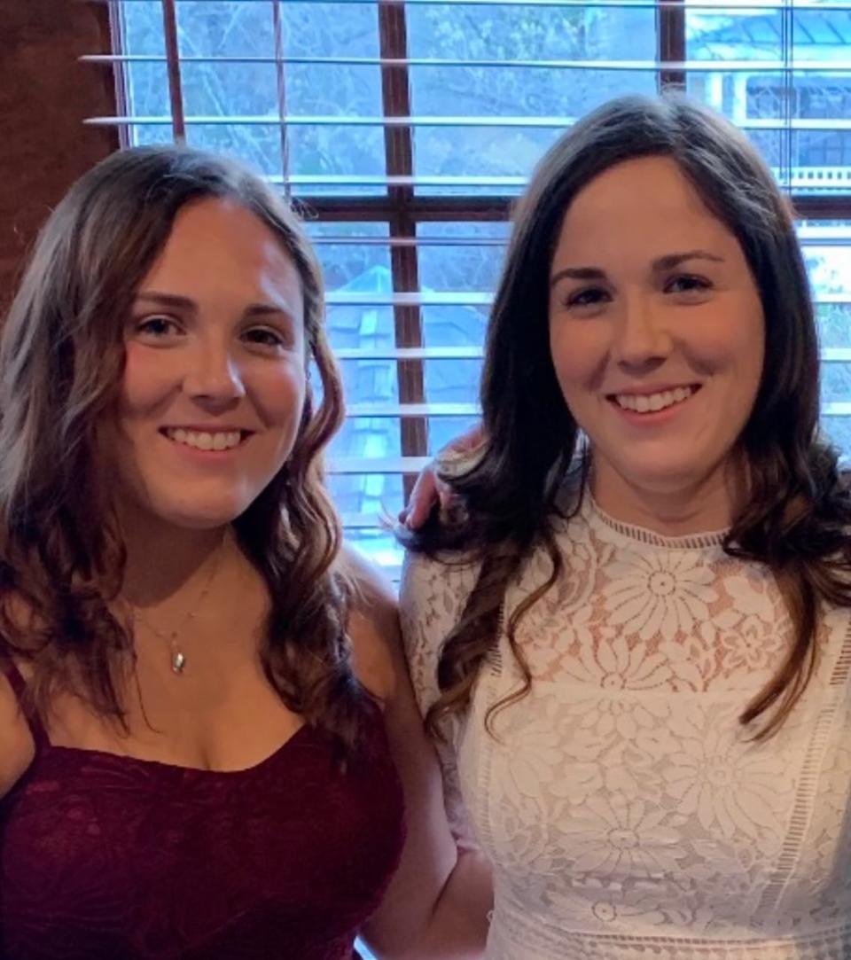 Wayland firefighter Lindsay Byrne, left, and her twin sister, Nicole Kelly, a nurse, helped save a woman who was experiencing a diabetic emergency while on a flight from Boston to Fort Myers, Florida.